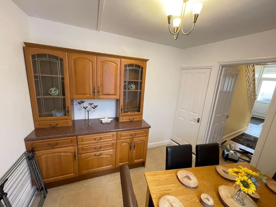 史云顿Beanies Lornestreet Four Bed House公寓 外观 照片