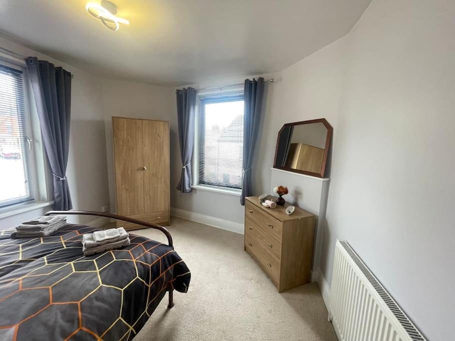 史云顿Beanies Lornestreet Four Bed House公寓 外观 照片