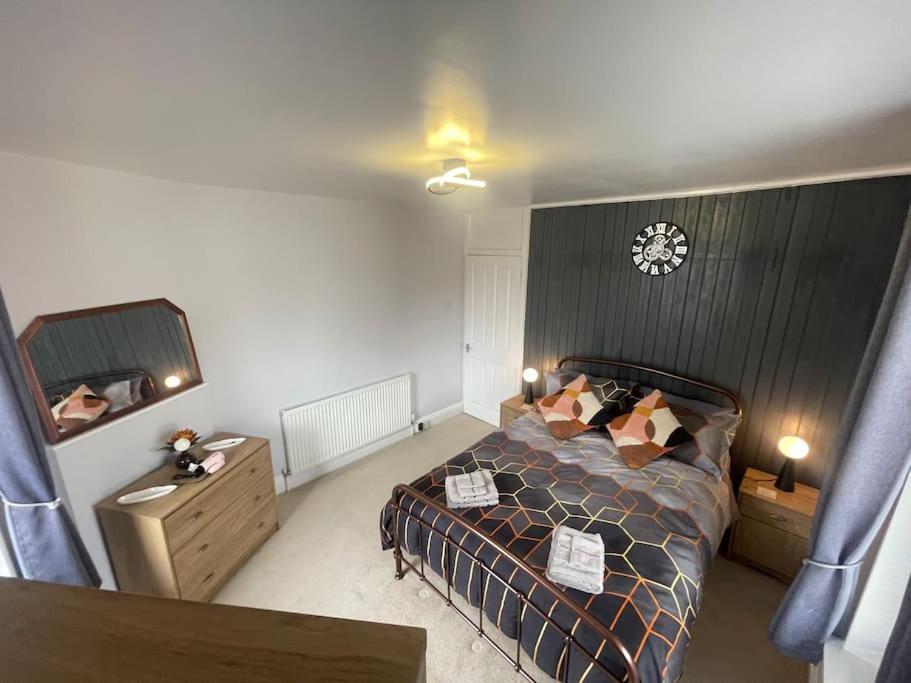 史云顿Beanies Lornestreet Four Bed House公寓 外观 照片