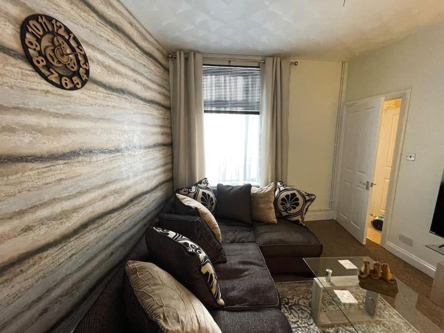 史云顿Beanies Lornestreet Four Bed House公寓 外观 照片