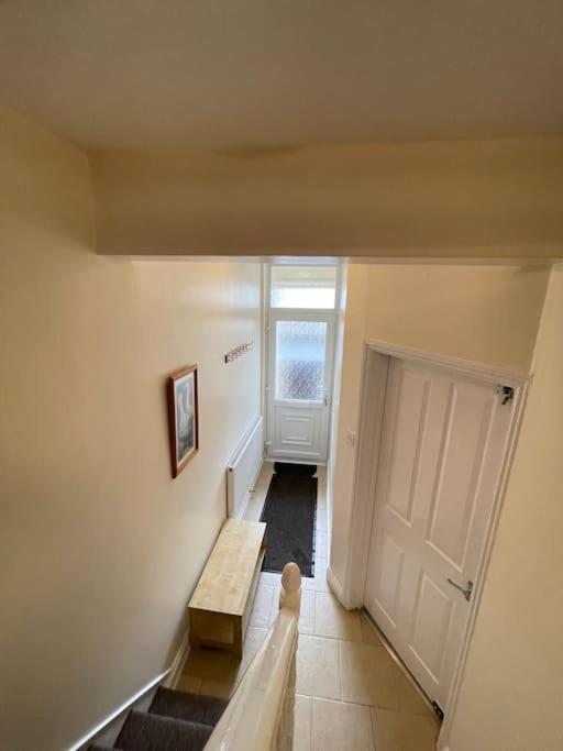 史云顿Beanies Lornestreet Four Bed House公寓 外观 照片