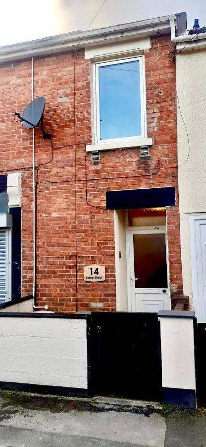 史云顿Beanies Lornestreet Four Bed House公寓 外观 照片