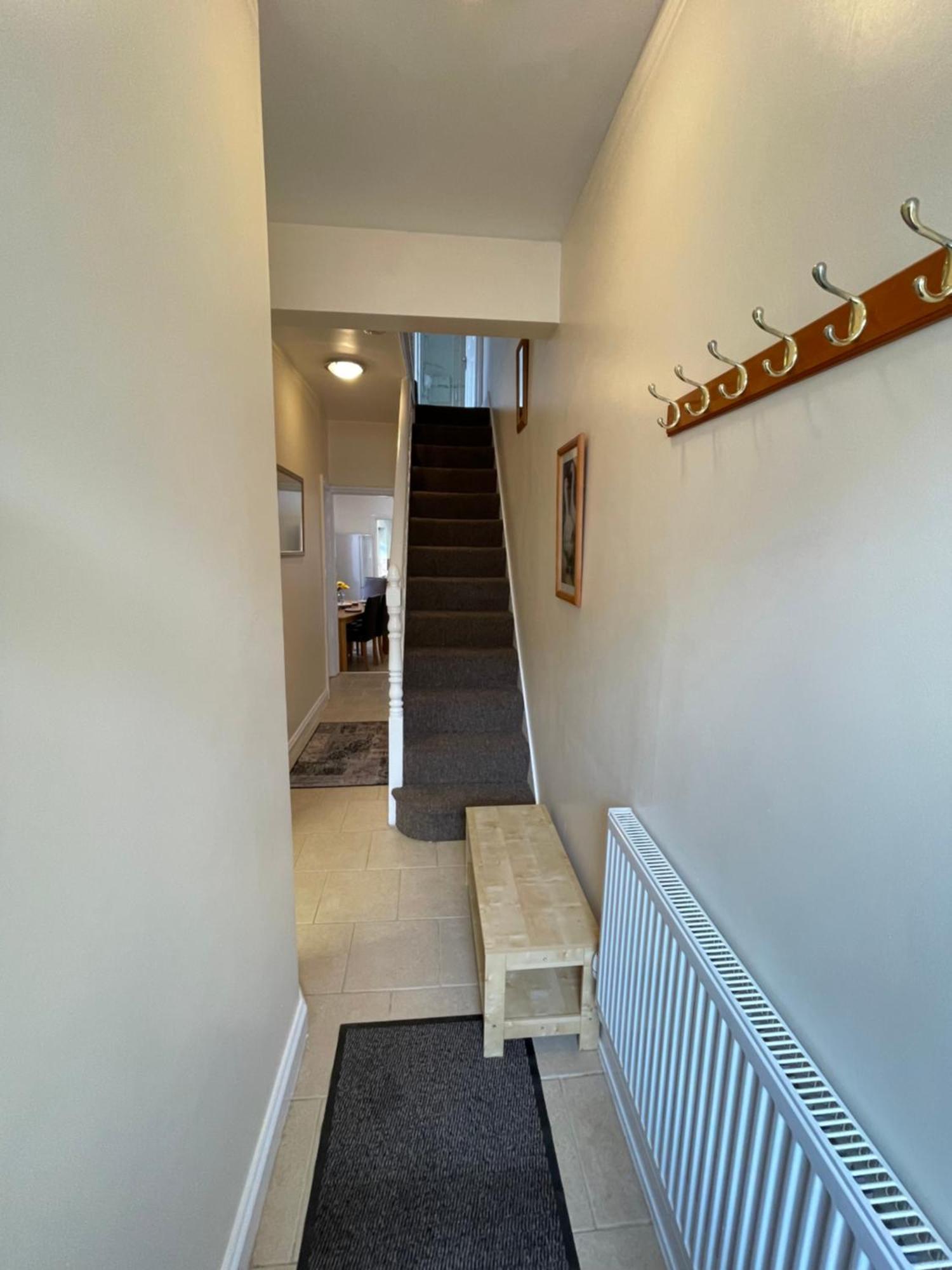 史云顿Beanies Lornestreet Four Bed House公寓 外观 照片