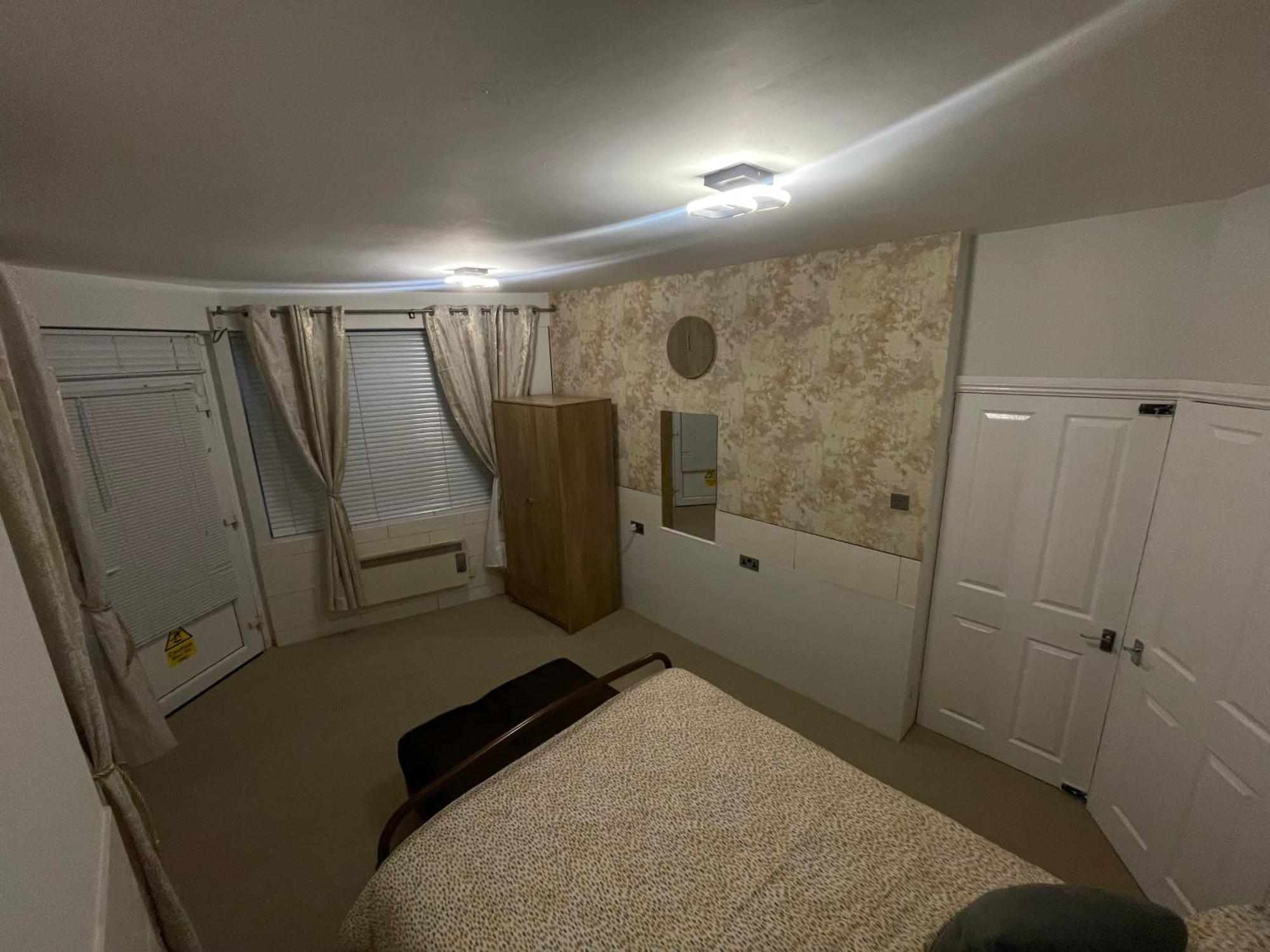 史云顿Beanies Lornestreet Four Bed House公寓 外观 照片
