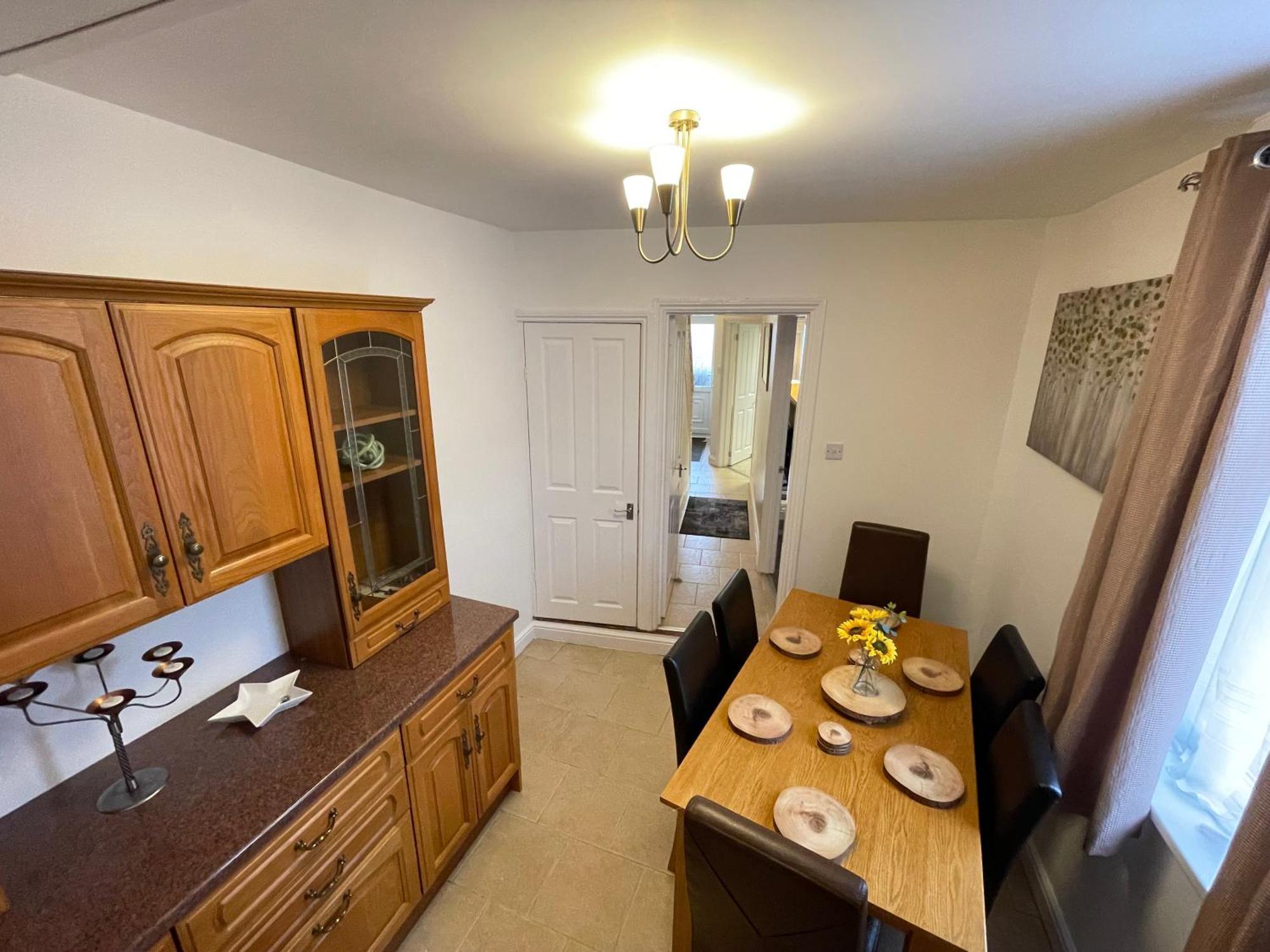 史云顿Beanies Lornestreet Four Bed House公寓 外观 照片
